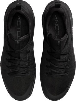 Кроссовки взрослые