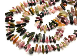 Бусины из турмалина "рожки", 37см, 70 бусин Радуга камня