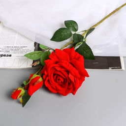 Цветы искусственные "Роза Вхите" 66 см, красный