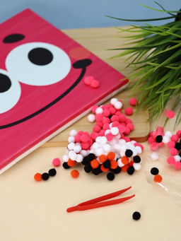 Картина из помпонов на подрамнике Draw Me! Smile, (20 х 20 см)