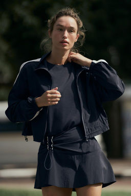 CROPPED JACKET WITH SIDE STRIPES