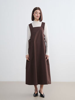 Kare Yaka Jile Elbise