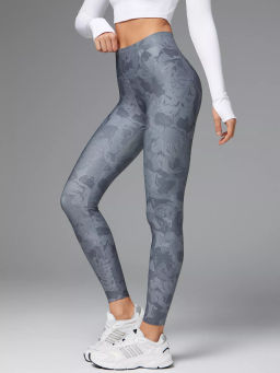 Спортивные леггинсы с принтом