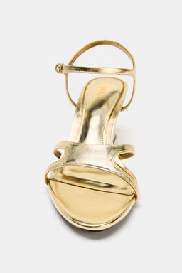 SANDALIA TAC?N METALIZADA / Oro - Zara фото 4