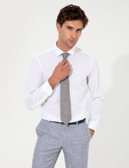 Белая приталенная рубашка с длинным рукавом - Cacharel фото 3