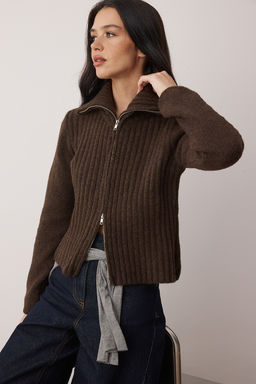 Wardrobe Essentials Koyu Gri Yun Kar?s?ml? Sakal/Tuylu Iplik Fermuarl? Triko H?rka | TWOAW26HI00149 - Trendyolmilla фото 11