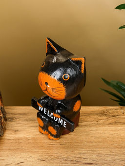 Сувенир «Кот с табличкой WELCOME», 10×7×16 см, дерево, чёрно-рыжий