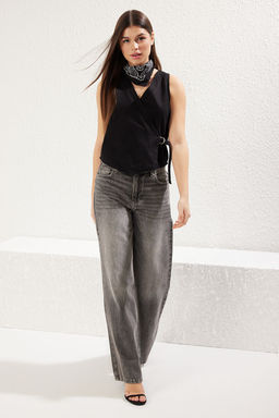 TRENDYOLMILLA Siyah Kruvaze Kapamal? V Yaka Loose Fit Denim Yelek TWOSS25YE00074  фото 2