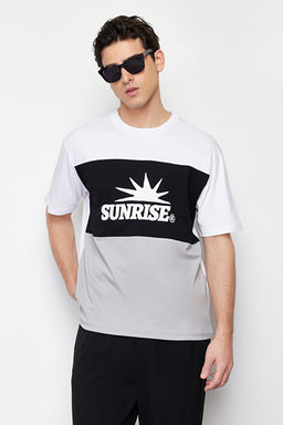 Siyah Oversize/Geni_ Kesim Yaz_ Bask_l_ Renk Bloklu %100 Pamuklu K_sa Kol T-Shirt TMNSS24TS00129 - Trendyolmilla фото 2