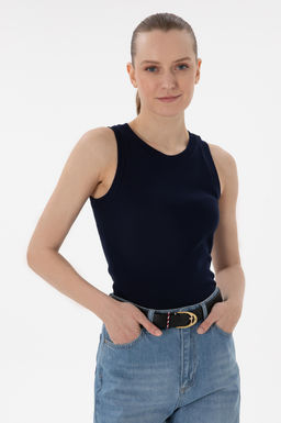 Kad_n Lacivert Basic Ti__rt Sepette S_rpriz _ndirim