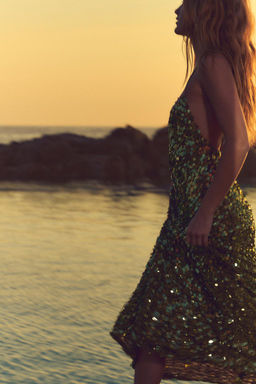 SEQUINNED MIDI DRESS - Zara фото 9