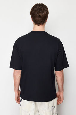 Siyah Oversize/Geni_ Kesim %100 Pamuklu Kadife Doku Bask_l_ T-Shirt TMNSS22TS0318 - Trendyolmilla фото 2