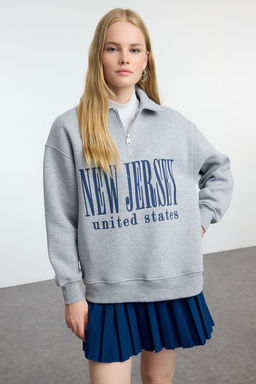 TRENDYOLMILLA Gri Melanj Oversize Kal?p Kal?n ici Polarl? Slogan Bask?l? Fermuarl? Orme Sweatshirt TWOAW25SW00134 фото 6