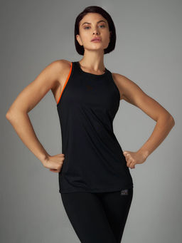 Удлиненная майка c вырезом по спине - NEVERLATE фото 2