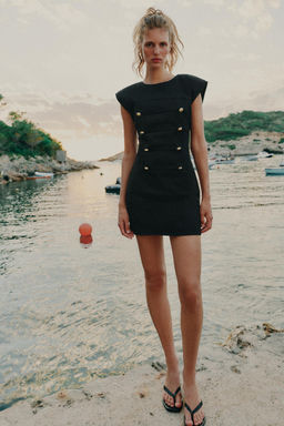 VESTIDO CORTO ALAMARES / Negro