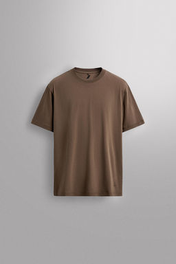 CAMISETA ENTRENAMIENTO CONFORT / Marr?n