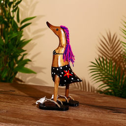 Сувенир «Утка на пляже», 25 см, дерево