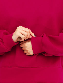 Худи женское в малиновом оттенке темная роза 302792 - Mark formelle фото 16