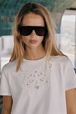 CAMISETA BORDADOS ALGOD?N / Blanco - Zara фото 5