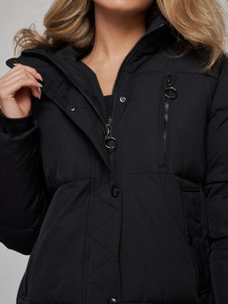 Зимняя женская куртка модная с капюшоном черного цвета 52308Ch - Holdluck фото 16