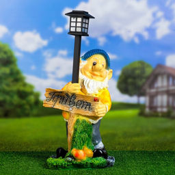 Садовая фигура - фонарь из полистоуна «Гном с табличкой», 30×27×44 см