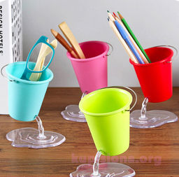 Карандашница Leaky bucket
