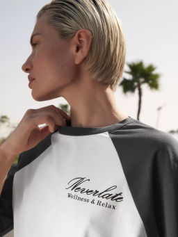 Оверсайз футболка Wellness
