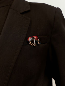 Брошь «Слон индийский», красная, серый в золоте