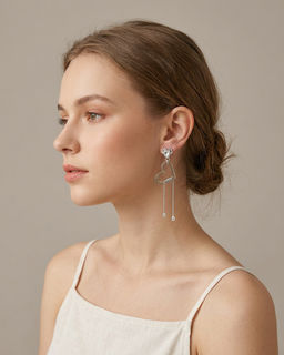 Стильные серьги