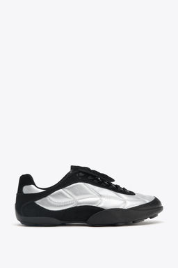 METALLIC RUNNING TRAINERS
