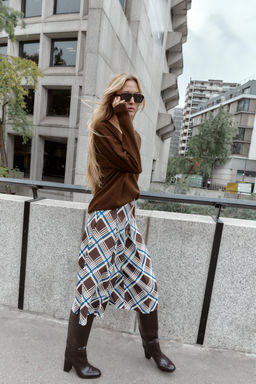 LONG CHECKED BERMUDA SHORTS - Zara фото 6