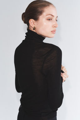 Top de lana merino con cuello perkins - H&m фото 3