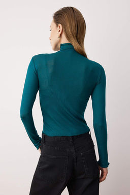 Zumrut Yesili Transparan Dik Yaka Esnek Normal Boy Orme Bluz TWOAW26BZ00266