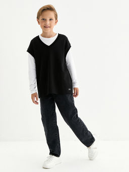 Черный жилет