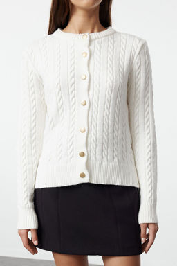 Ekru Merserize Gorunumlu Premium/Ozel Iplik Orgu Detayl? Ceket Gorunumlu Triko H?rka TWOAW25HI00229