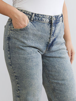 B?y?k Beden Straight Fit Kad?n Jean Pantolon