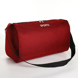 Сумка спортивная на молнии, регулируемый ремень, средний размер, красная