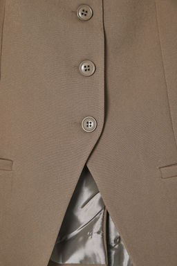 Bej Regular Boy Ask?l? Fitted Dokuma Yelek TWOSS25YE00010