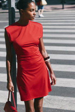 Vestido interlock con hombreras - H&m фото 3