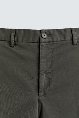 BERMUDA CHINO REGULAR FIT / Khaki