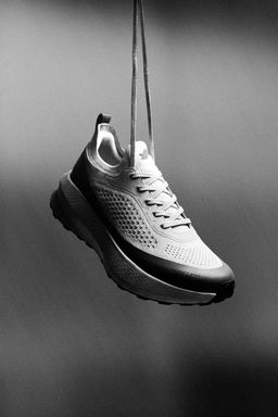 ZAPATILLA DE CORRER / Multicolor