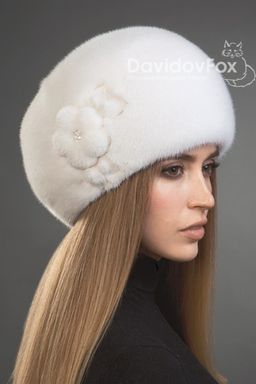 Берет норка белая