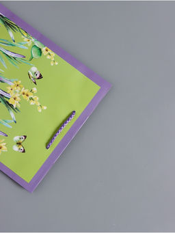 Пакет подарочный ламинированный, «Цветочное поле», сиреневый с зелёным, 18×22.3×10 см