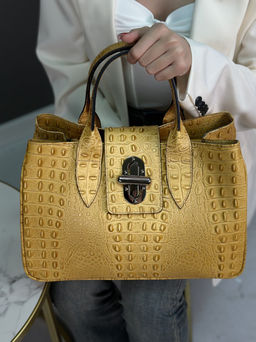 Сумка женская из телячьей кожи