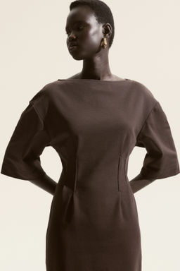 Vestido camiseta entallado - H&m фото 4