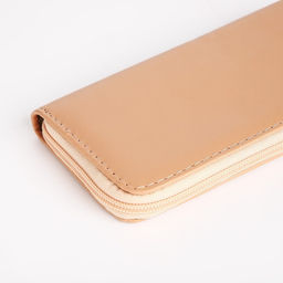 Кошелёк женский на молнии с ремешком, 19.5×2.5×10 см, однотонный, бежевый
