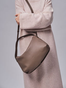 Сумка багет на плечо Deboro 30963 тауп