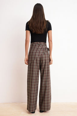 Cok Renkli Fularl? Ekoseli Genis Paca Pantolon TWOSS26PL00140