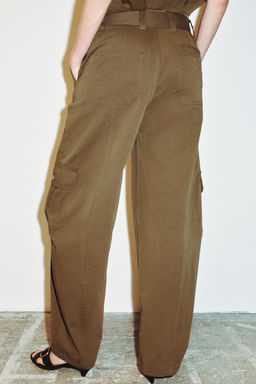 PANTAL?N BARREL BOLSILLOS CARGO SET / Khaki - Zara фото 3
