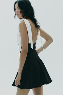 CONTRASTING SHORT DRESS WITH BOWS - Zara фото 13